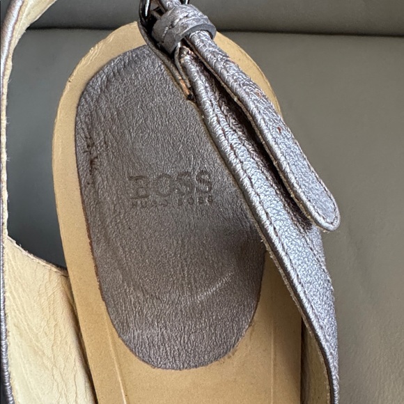 Hugo Boss Metallic Bronze Slingback Heels sz 7.5 - Picture 7 of 8